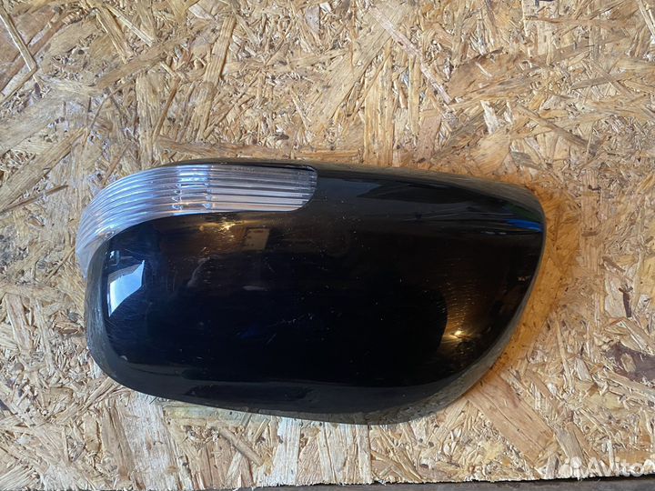 Накладка на боковое зеркало, левое