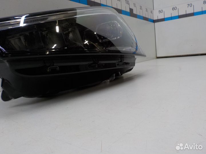 Фара левая Skoda Rapid 2020