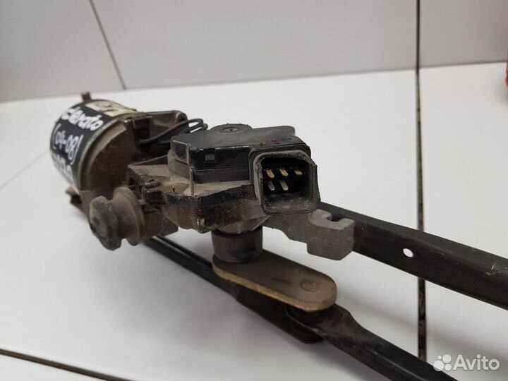 Трапеция дворников с моторчиком (Kia Cerato)