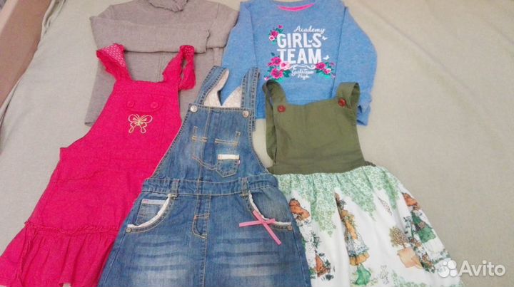 Платья, сарафаны, кофты для девочки 98 - 104 разм