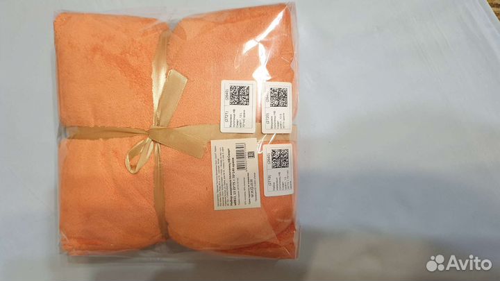 Набор махровых полотенец “Bravo collection” новый