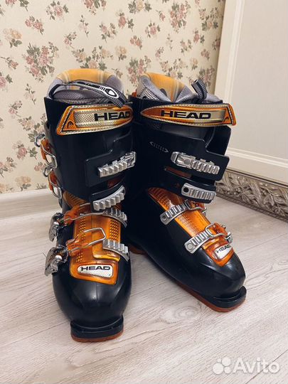 Горнолыжные ботинки