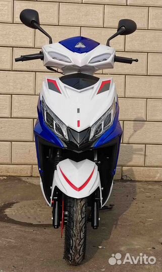 Скутер Vento City