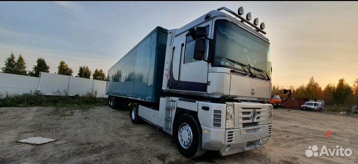 Renault Magnum, 2002