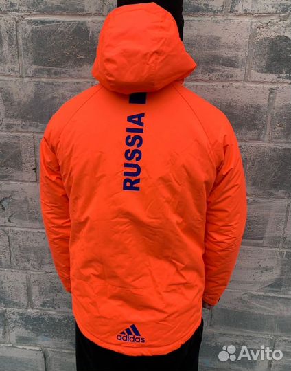 Зимняя куртка