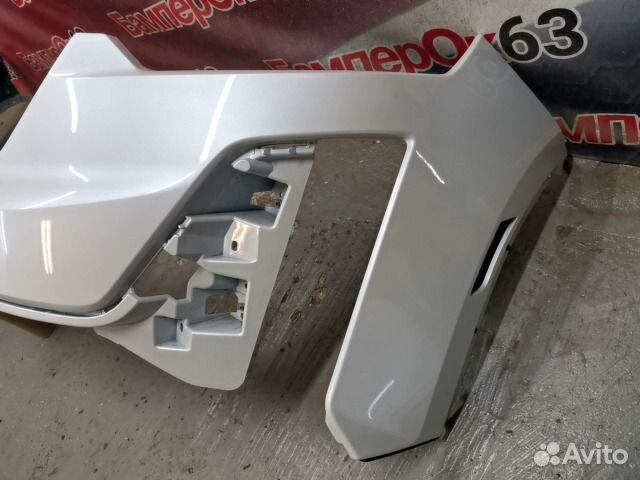 Бампер передний Cadillac XT6