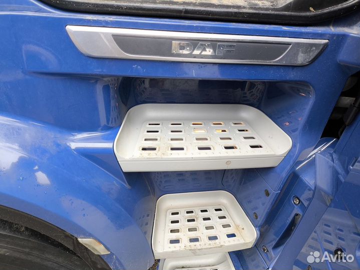 Корпус подножек правый 2019г. Daf XF106