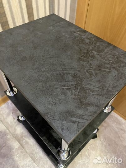 Этажерка-тележка косметологическая на колёсах