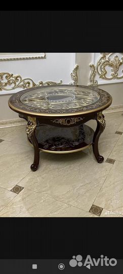 Журнальный столик