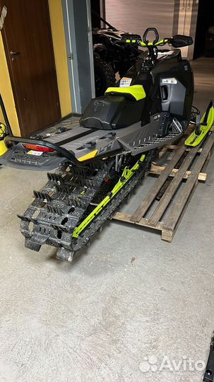 Снегоход BRP Summit Expert