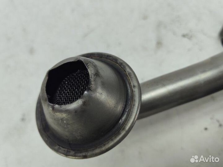 Масляный насос Volkswagen Passat B6 2005-2011