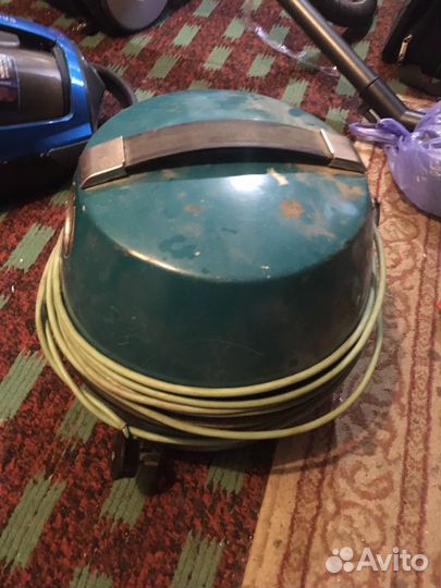 Пылесос Вихрь