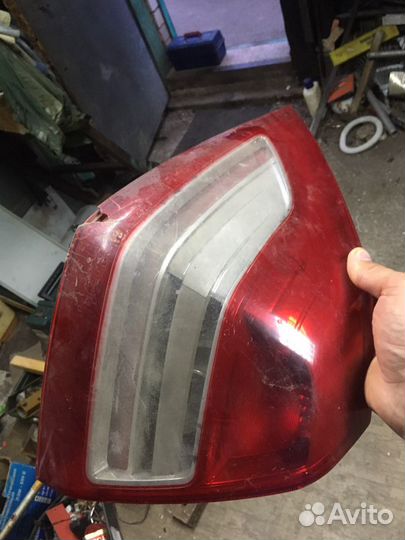 Задние фонари