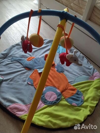 Развивающийся коврик