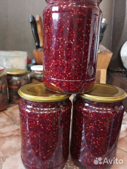 Домашнее земляничное, варенье, соленья