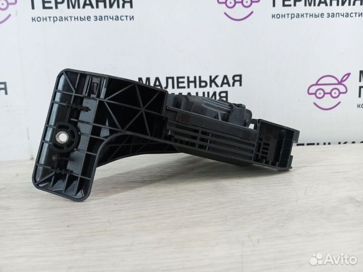 Педаль газа BMW 8 G14/G15 2020 35426871053