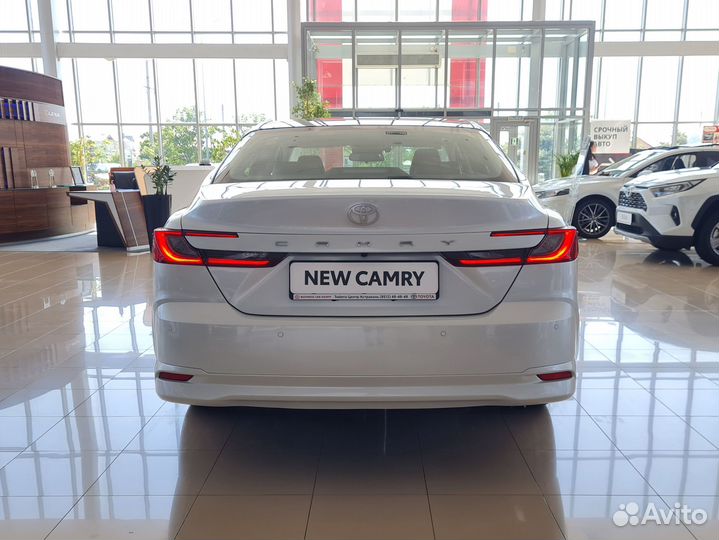 Toyota Camry 2.0 CVT, 2024