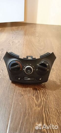 Запчасти Hyundai Solaris 1.6 AT