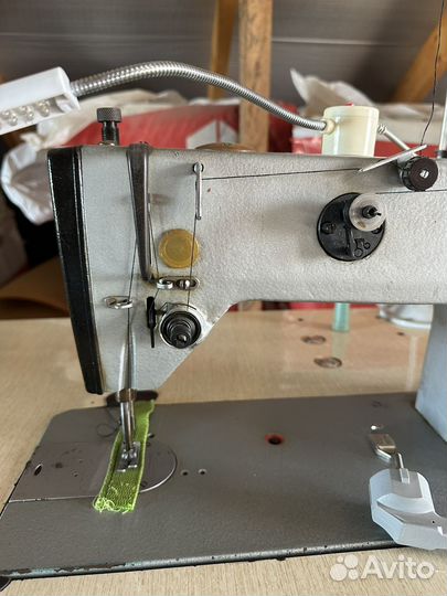 Промышленная швейная машина 1022м
