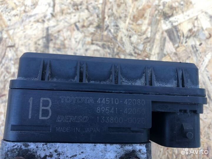 Блок abs Toyota Rav4 2.0 1AZ-FE 2004