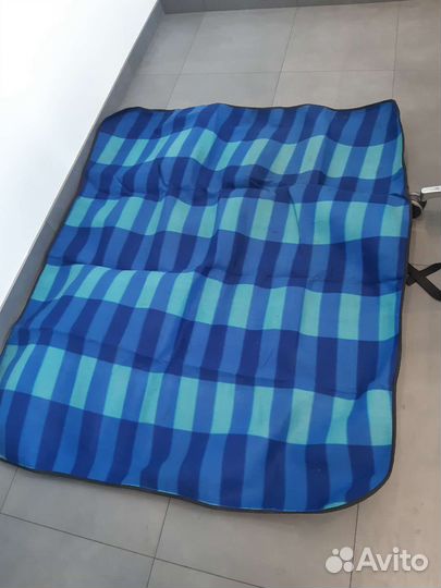 Плед (покрывало) б/у для пикника непромакаемый