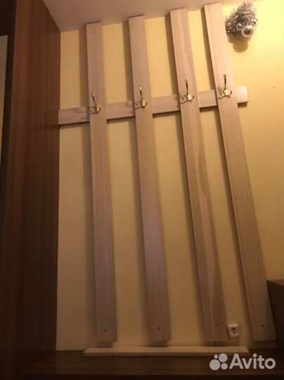 Вешалка в прихожую дерево