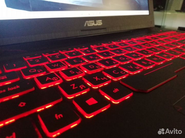 Игровой ноутбук Asus (Core i5-8th/ 16gb/ 1050 Ti)
