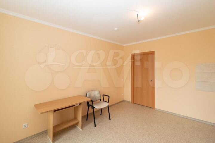 2-к. квартира, 67 м², 1/14 эт.