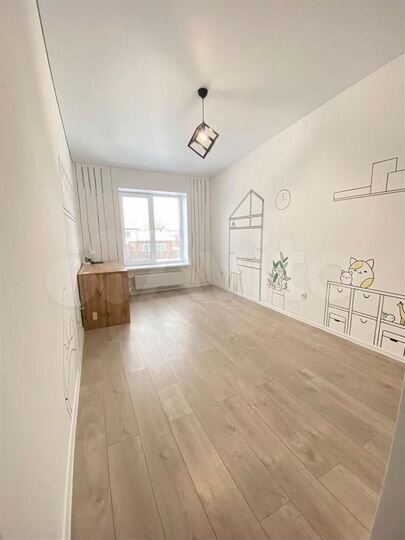 3-к. квартира, 74 м², 1/2 эт.