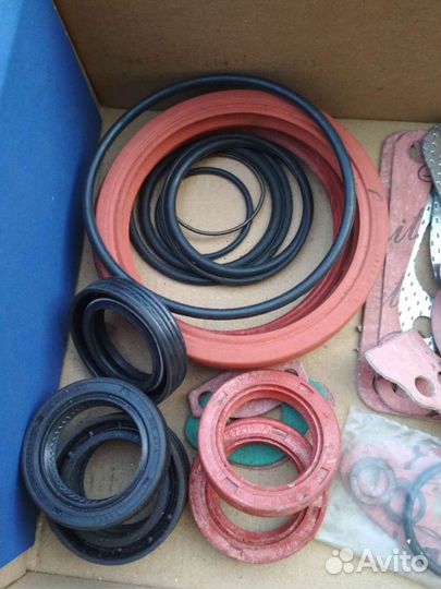 Комплект прокладок сальников двигателя фольксваген