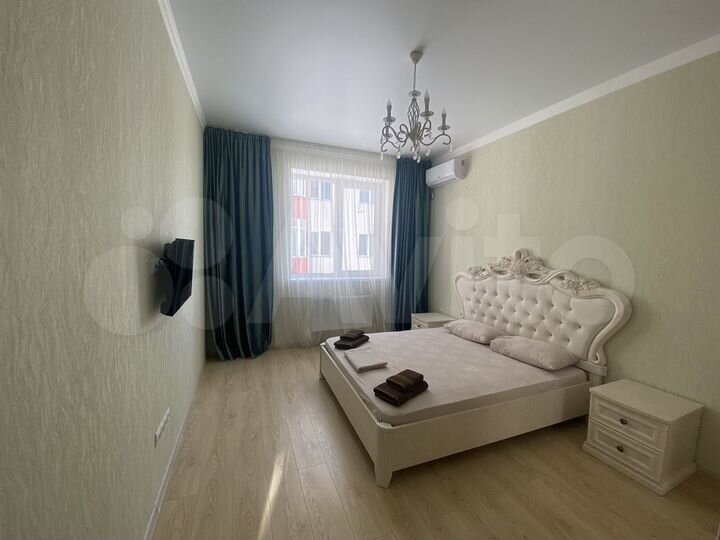 1-к. квартира, 42 м², 1/3 эт.