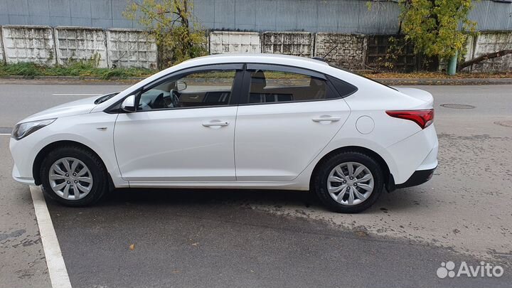 Hyundai Solaris 1.6 AT, 2022, 68 531 км