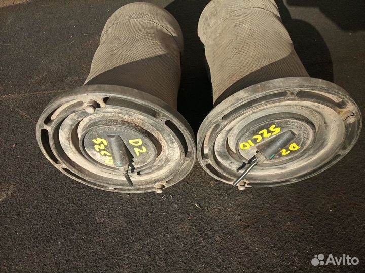 Пневмоподушка задняя Land Rover Discovery 2 99-04