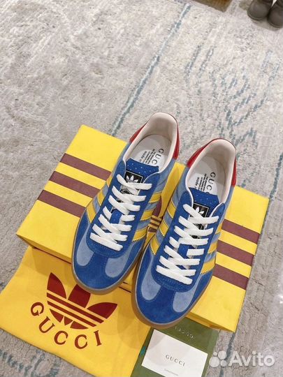 Кроссовки женские Adidas Gazelle x Gucci новинка