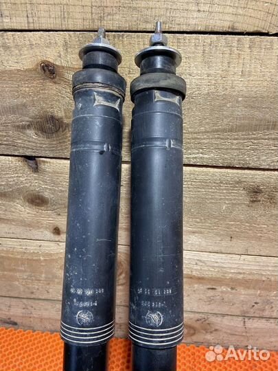 Амортизатор задний Mercedes-Benz C-класс