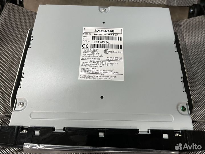 Штатная Мультимедиа на Mitsubishi Pajero-4