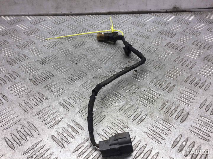 Датчик коленвала Toyota Previa 2azfe