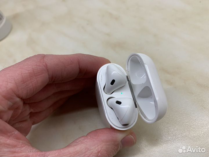Airpods