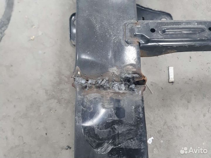 Усилитель переднего бампера kia rio с 2011 года