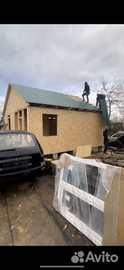 Бригада строителей