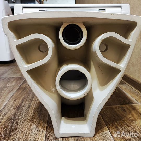 Унитаз подвесной Vitra бу