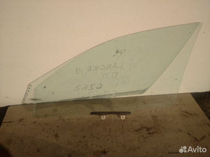 Стекло переднее правое Mitsubishi Lancer