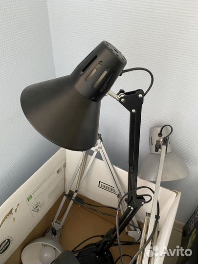 Лампа настольная