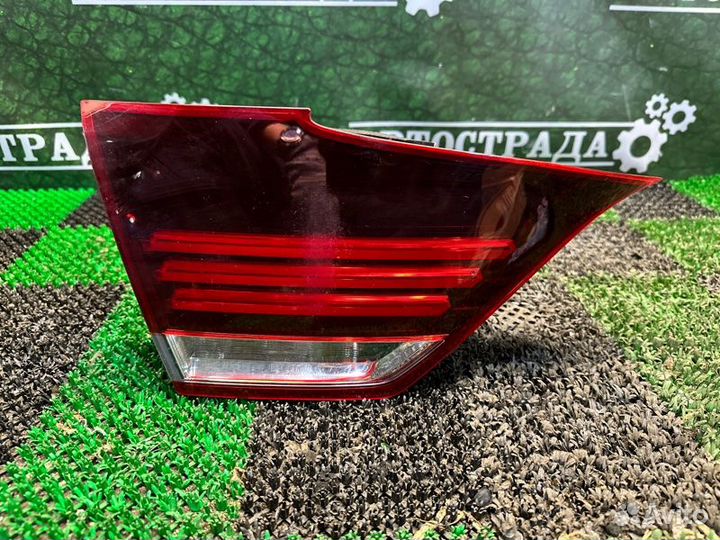 Фонарь в крышку багажника левый Lexus Ls 2012-2017