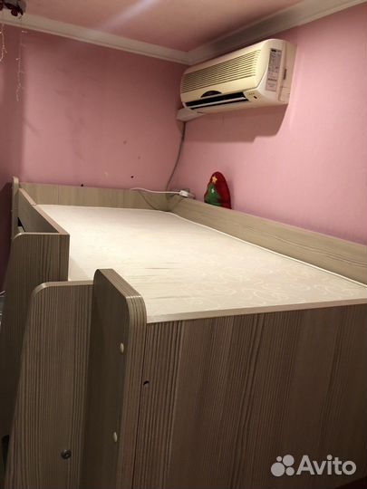 Двухъярусная кровать бу с матрасами