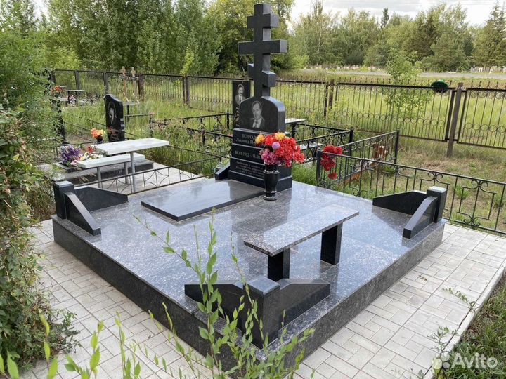 Мемориальные комплексы от производителей