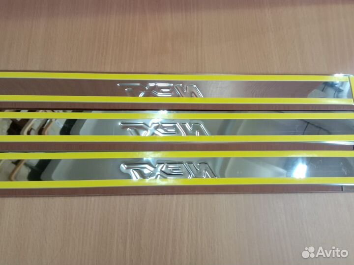 Накладки на пороги Газель Next фермер (нержавейка)