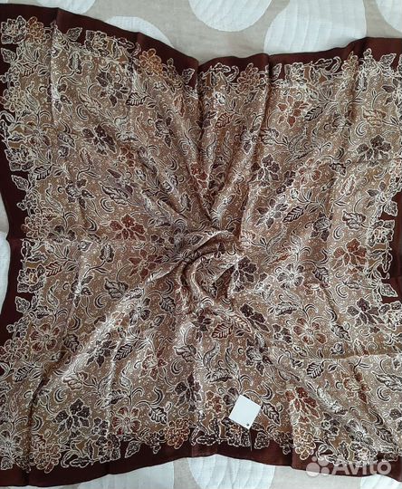 Платки,новые смотри фото