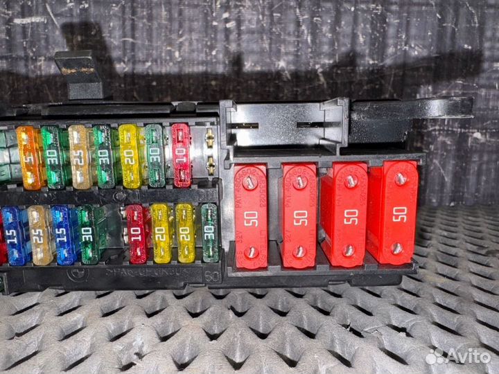 Блок предохранителей Bmw X5 E53 M54 2006