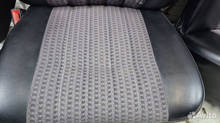 Салон в сборе на Mercedes-Benz W123